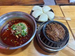 -王菊美食街·王菊面馆(总店)