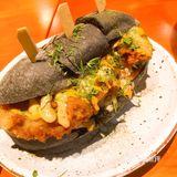 这里附近的几家吃饭也不是很多人