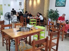 -15年老字号鑫鑫猪肚鸡·椰子鸡海南火锅(兴隆华侨农场店)