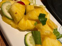 青柠檬拌鲜菠萝-云海肴·汽锅鸡·云南菜(高德置地店)