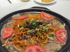 -乡土特色.冷锅鱼.牦牛肉汤锅