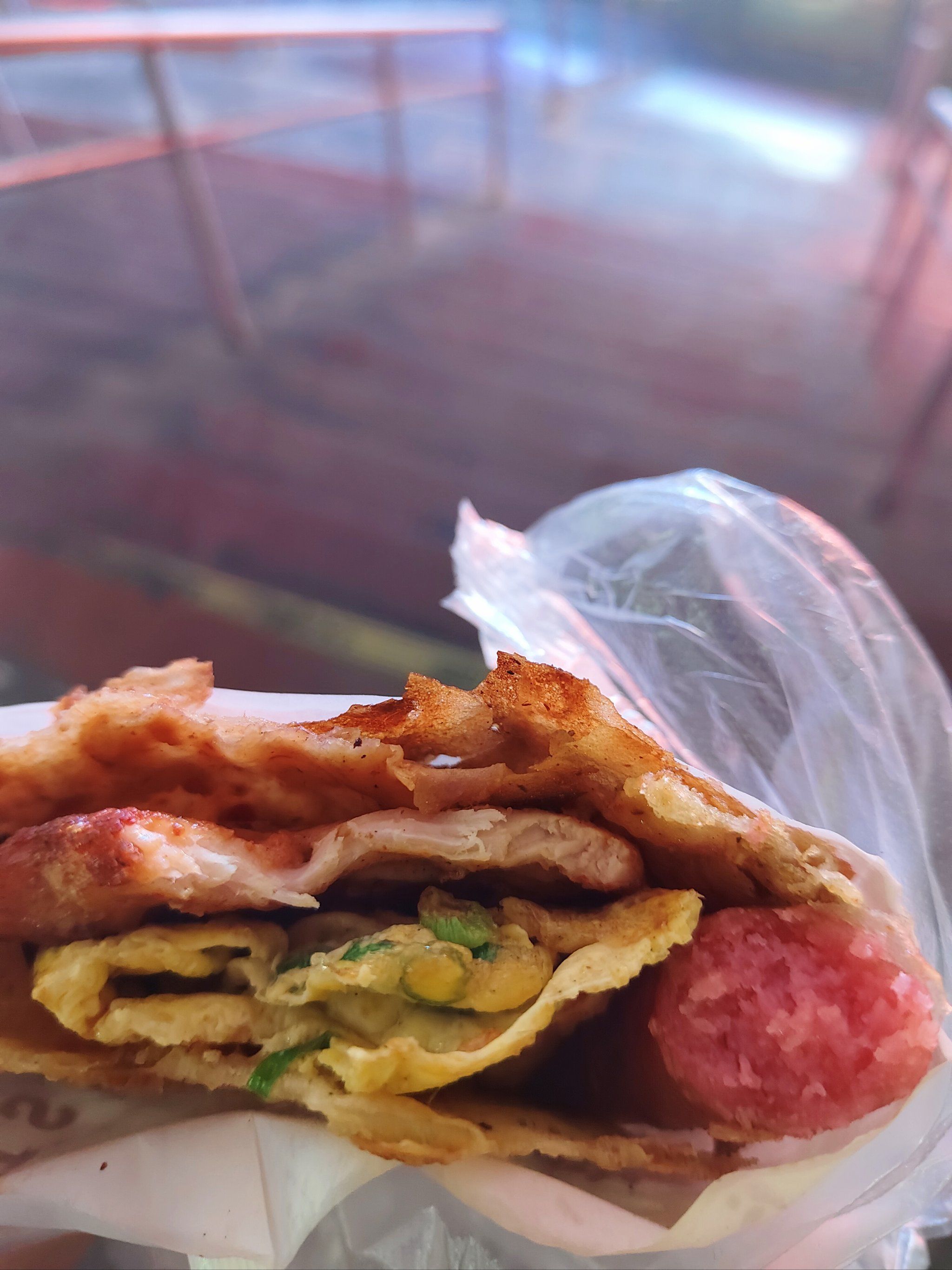 鸡蛋饼摊的幸福滋味