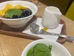 -满记甜品(优客百盛店)
