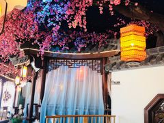 -荷塘秋月·本帮江浙菜(国权路店)