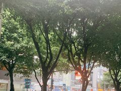 -金沙湾酒店(广州黄埔中山医院大沙地地铁站店)