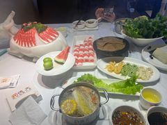 -德天肥牛海鲜火锅(城西银泰店)