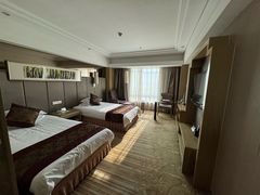 -南京双门楼宾馆(盐仓桥地铁站阅江楼店)