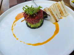 牛肉塔塔配牛油果黑橄榄酱-Solo(衡山路店)