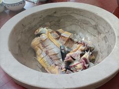 -姚记抚仙湖石锅鱼庄