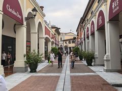 -佛罗伦萨小镇广佛名品奥特莱斯(疏港路店)