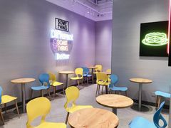 大堂-DQ·蛋糕·冰淇淋(绿宝店)