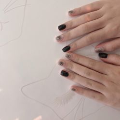 点击看大图 -Fanni美甲美睫皮肤管理