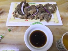 -苏莱特色牛骨滩羊手抓馆(长城东街总店)