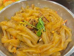-九妹农家大铁锅东北菜(江湾店)