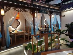 -荷塘秋月·本帮江浙菜(国权路店)