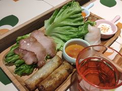 -越弥越南传统美食馆