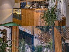 -八月美食小馆(银泰城总店)