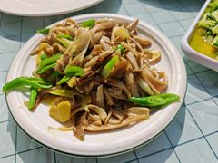 -土砂锅生态山庄·非遗砂锅雅鱼