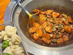 -山河屯铁锅炖(哈西站店)