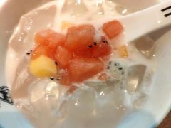 现任椰奶冰粉-太二酸菜鱼(天鹅湖万达店)
