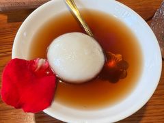 -菌自由丨野生菌火锅特色庭院餐厅(丽江古城店)