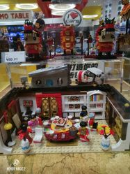 -乐高品牌旗舰店(人民广场店)