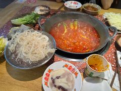 -赵美丽·重庆社区火锅·直营店(火车东站·中豪国际店)