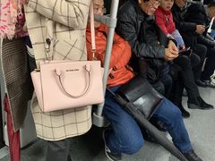 -上海体育馆(地铁站)