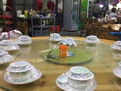 -四川小胡子海鲜(丁村万人海鲜广场店)