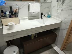 -康美贞·痘肌养护管理中心