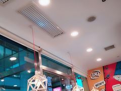 -DQ·蛋糕·冰淇淋(大宁国际商业广场店)