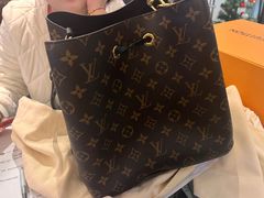 -小飞侠奢侈品回收 寄卖 养护(宝山宝龙广场店)