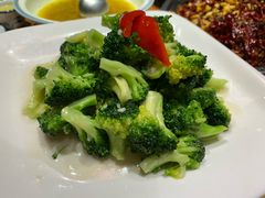 西蓝花-俭寨大盘鸡·缸子肉·小公鸡·新疆菜(云通店)