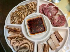 -悦硒楼·新派恩施菜