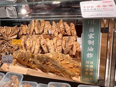 -胖东来生活广场(健康路店)