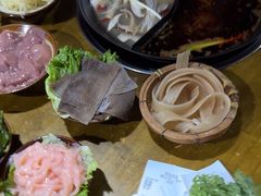 -乖嬢嬢重庆老火锅(南联店)