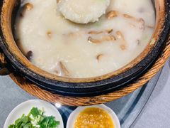 姬松茸花胶砂锅粥-潮州府·潮菜·砂锅粥(徐家汇店)