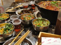 -鸿顺老铁锅美蛙鱼府(解放碑店)