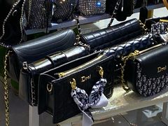 -南京时尚莱迪购物广场(正洪街店)