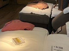 -新盈光·云会所(百丈东路店)