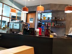 -Dough&Joe团憩(瑞虹天地月亮湾店)