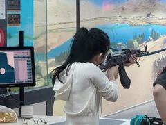 -都市枪神实弹射击俱乐部
