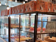 面包甜点陈列柜-奈雪的茶(中粮祥云小镇店)