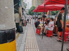 -正南齊北重庆老火锅(光华村直营店)