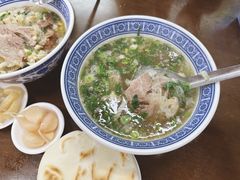 -崇德楼水盆牛羊肉泡馍馆(文艺路店)