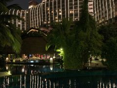 -三亚湾海居铂尔曼度假酒店