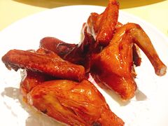 招牌烤乳鸽-石岐佬中山菜馆(张溪店)