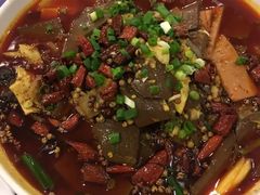 -鑫巴蜀小镇 · 水煮鱼专研店(玉桥店)
