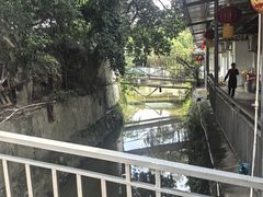 -莲湖山庄