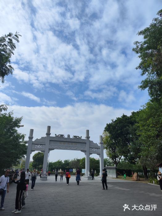 羚羊峡古栈道森林公园图片